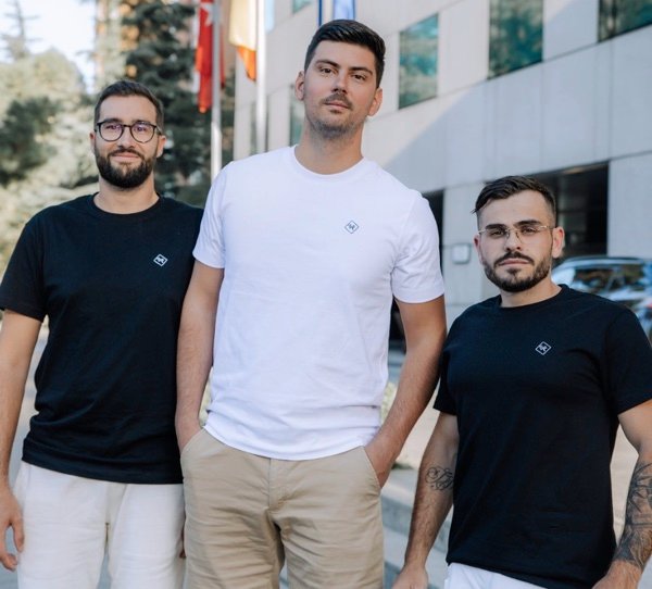 Johann, Maxime & Johnny - Rachat d'entreprises